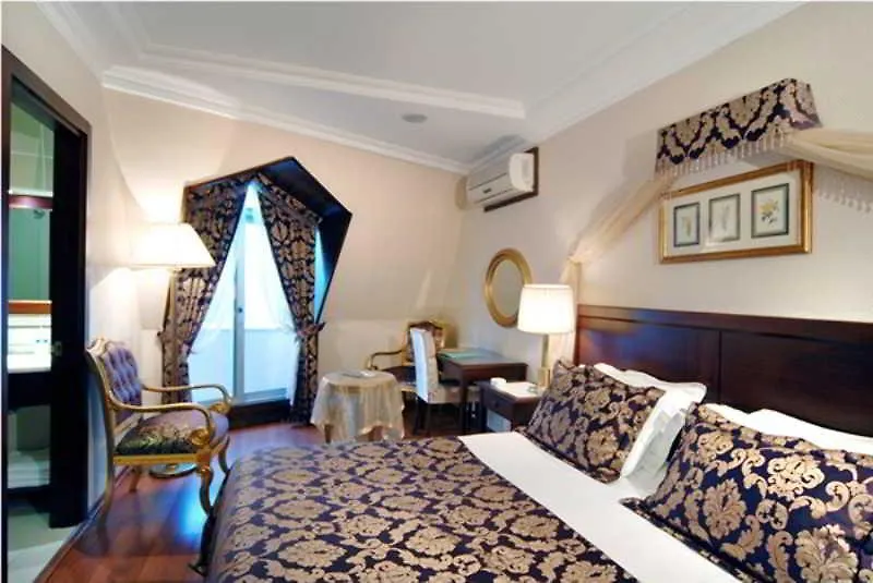 Hotel Daphne Istanbul 4*,  Turkey