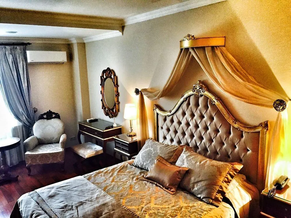 Hotel Daphne Istanbul 4*,