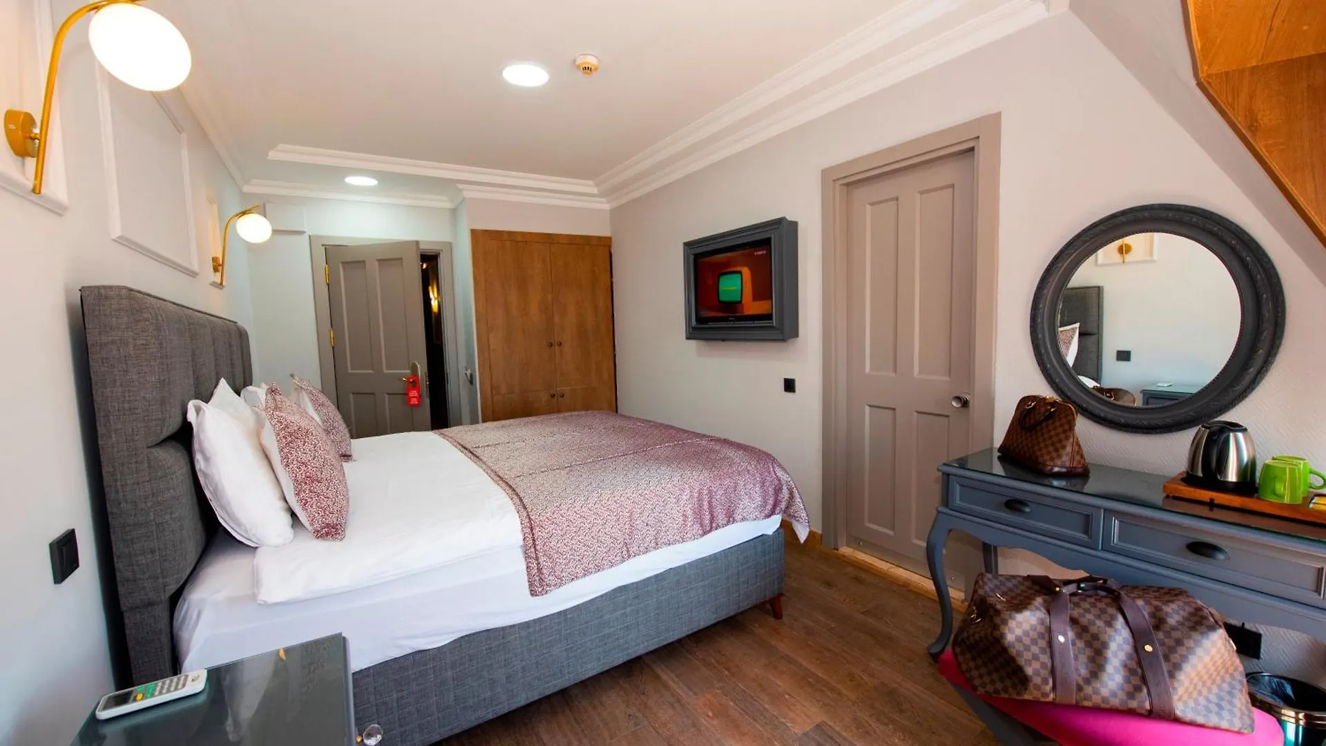 Hotel Daphne Istanbul
