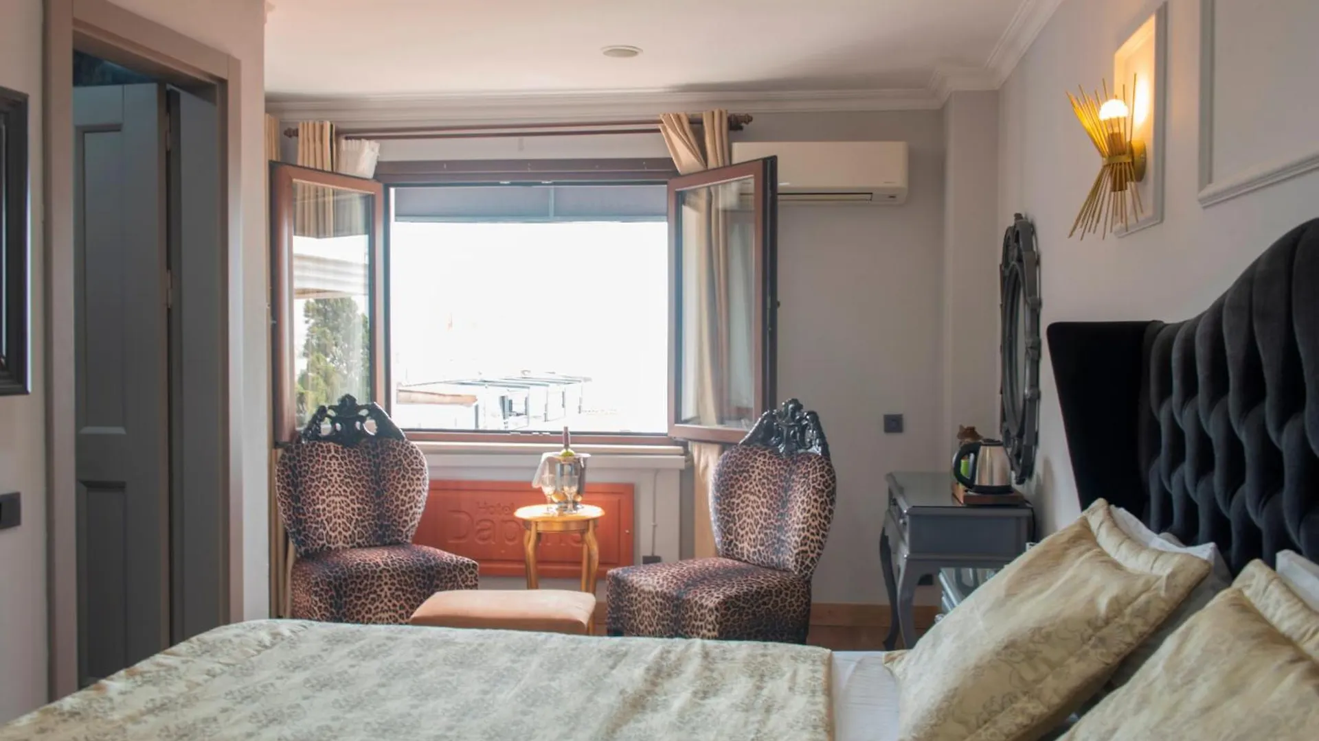****  Hotel Daphne Istanbul Turkey
