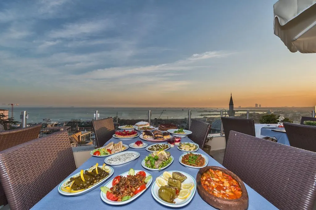 ****  Hotel Daphne Istanbul Turkey