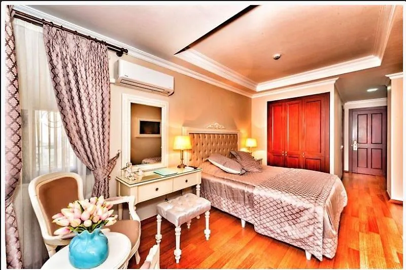 Hotel Daphne Istanbul 4*,