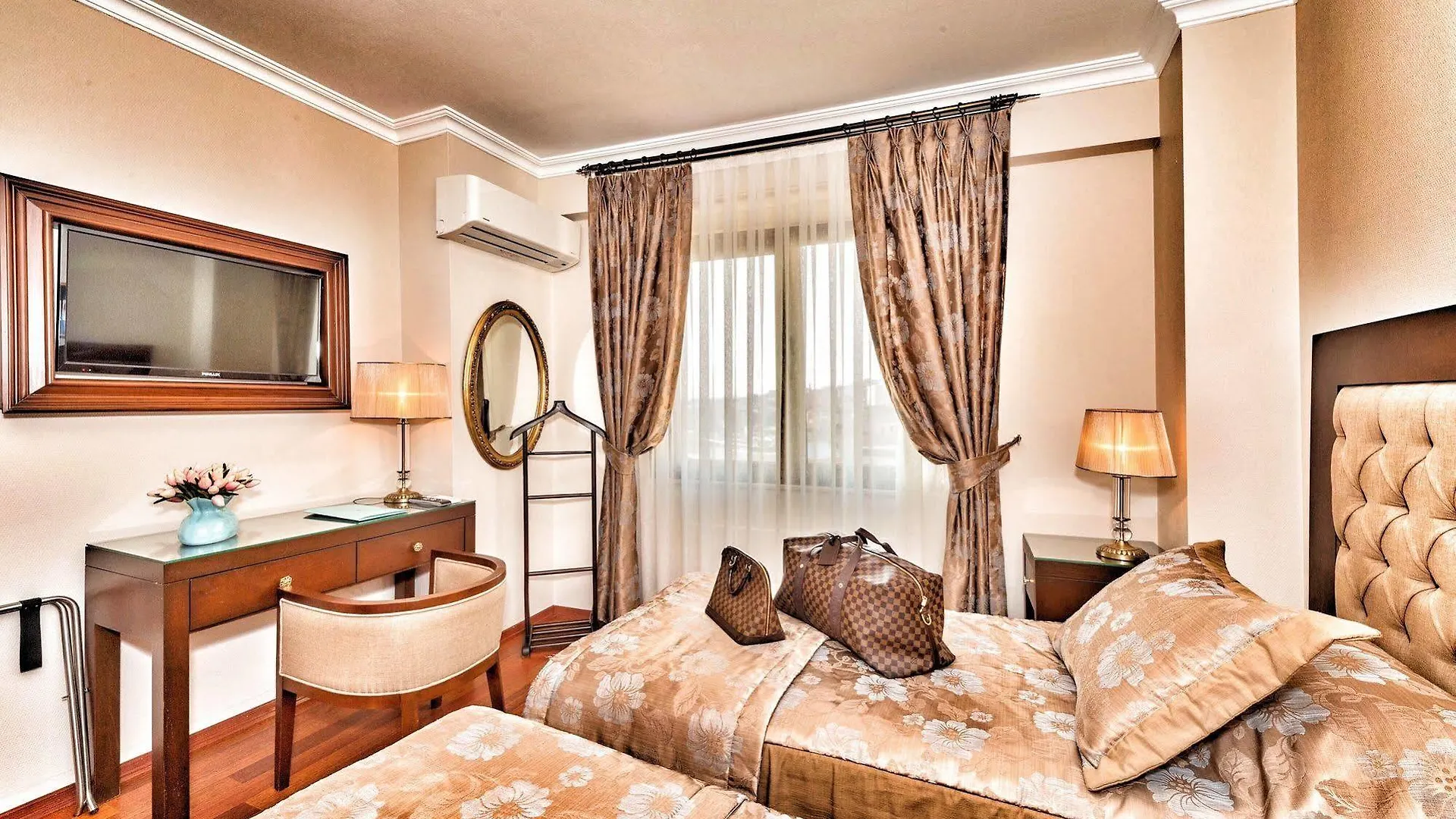 Hotel Daphne Istanbul
